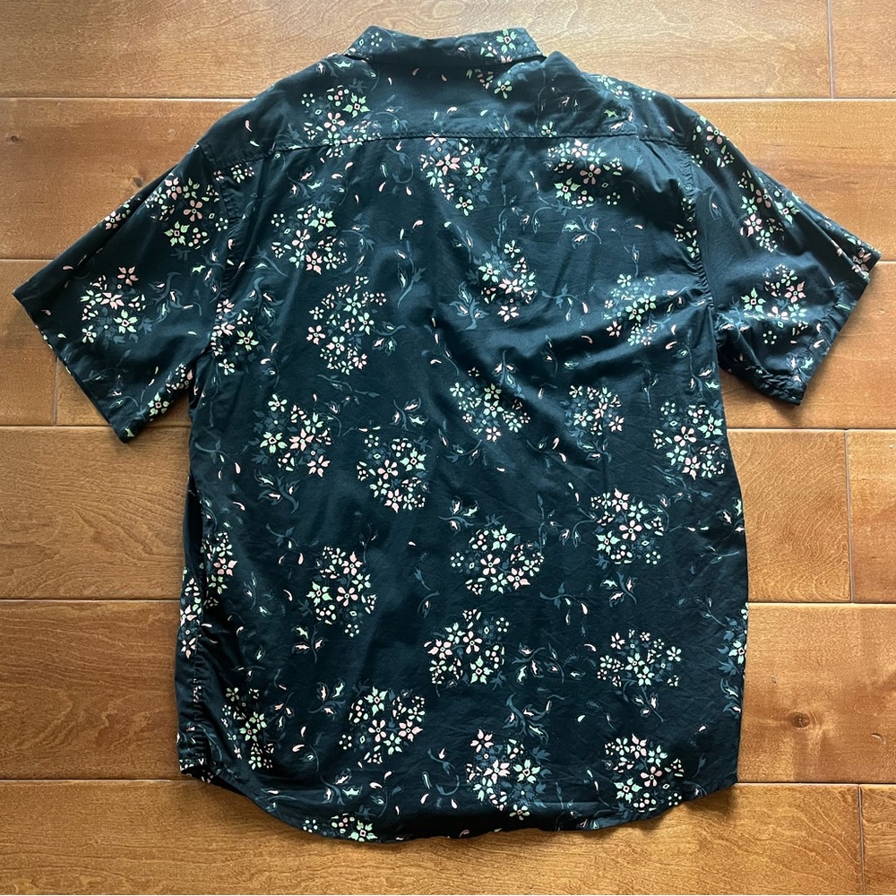 Billabong Button Down Shirt - Picture 2 of 2
